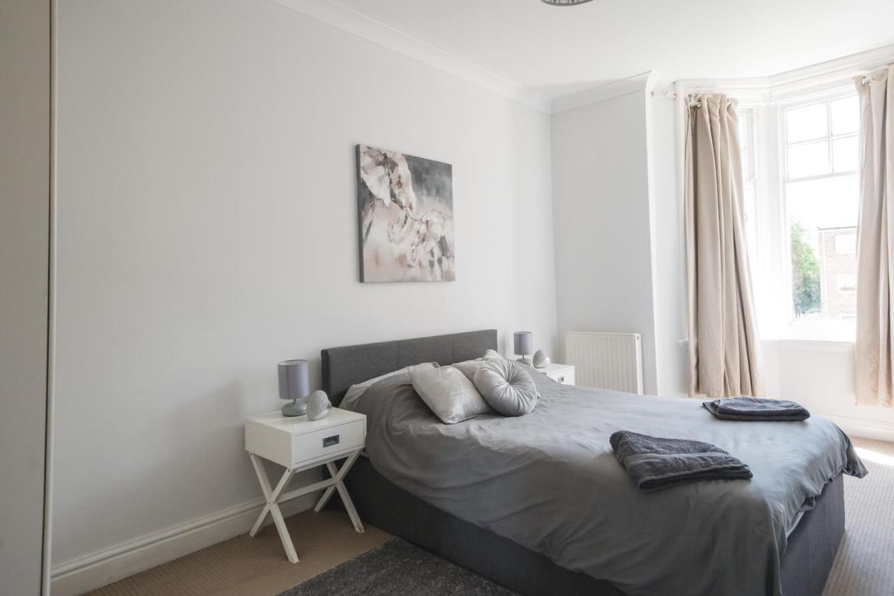 Luxury Apartment In บอร์นมัธ ภายนอก รูปภาพ